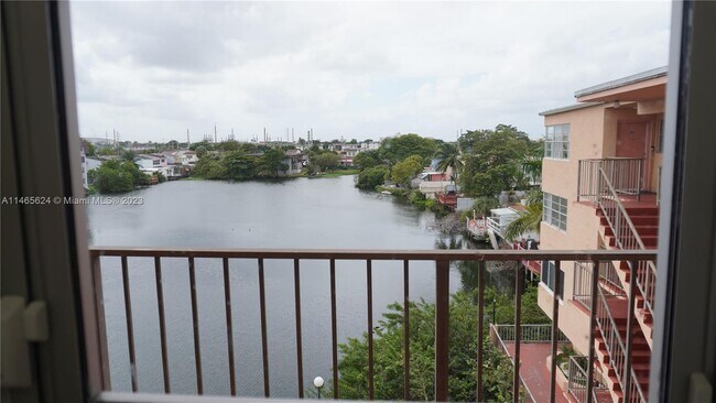 Foto del edificio - 7105 W 13th Ave