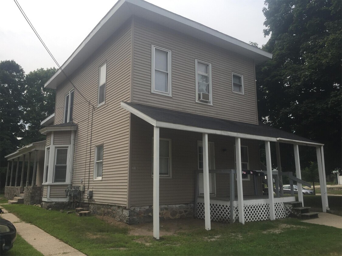 Primary Photo - 115 Woodward Ave