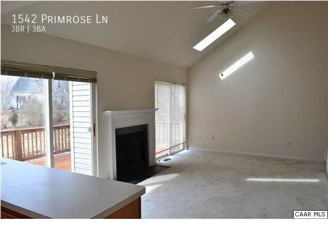 Building Photo - 1542 Primrose Ln