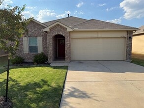 Building Photo - 6624 San Isidro Dr