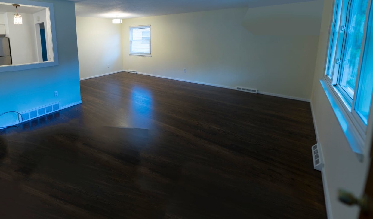 10615 Baltic Rd, Cleveland, OH 44102 Apartments 10615 Baltic Rd