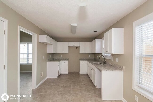 Building Photo - 4449 Chestnut Lake Ave, Lithonia, GA 30038