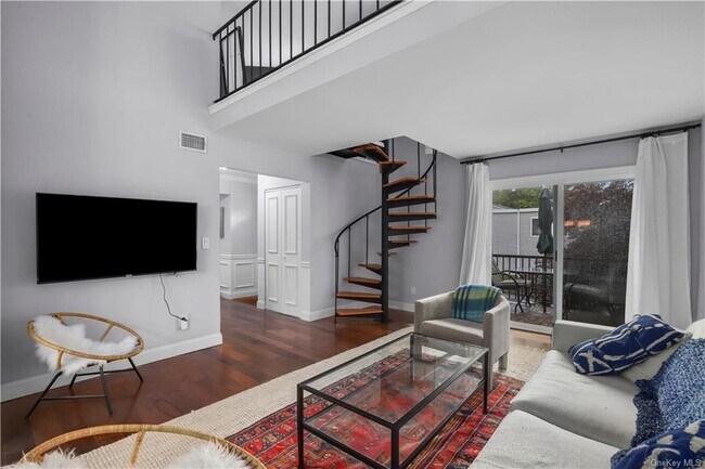 Foto del edificio - 208 Harris Rd