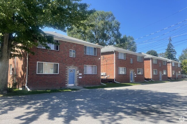 Building Photo - U-Crest &amp; Belvedere Apartments