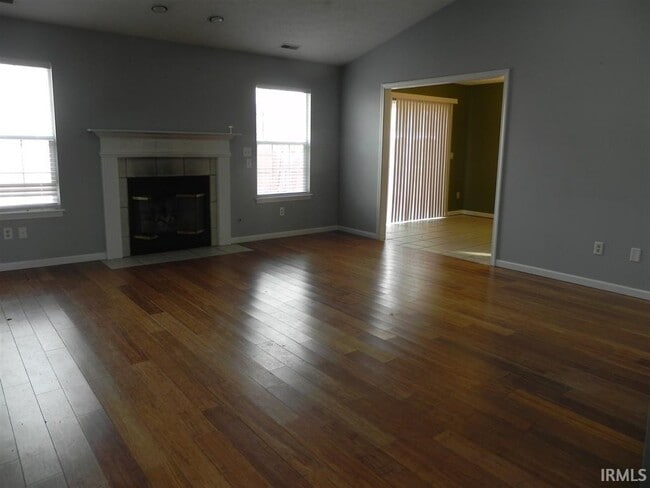 Foto del edificio - 340 Plantation Way