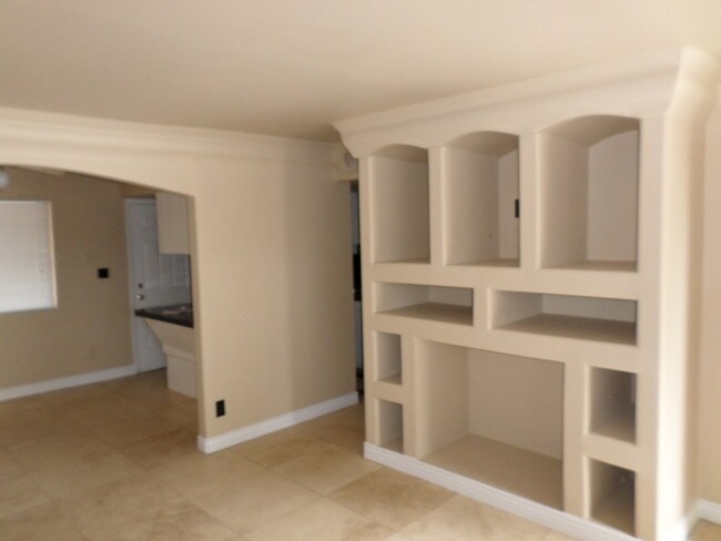 Building Photo - 4210 N 85th Ave