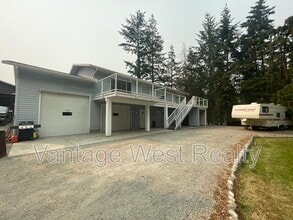 Building Photo - 3906 Dryden Rd