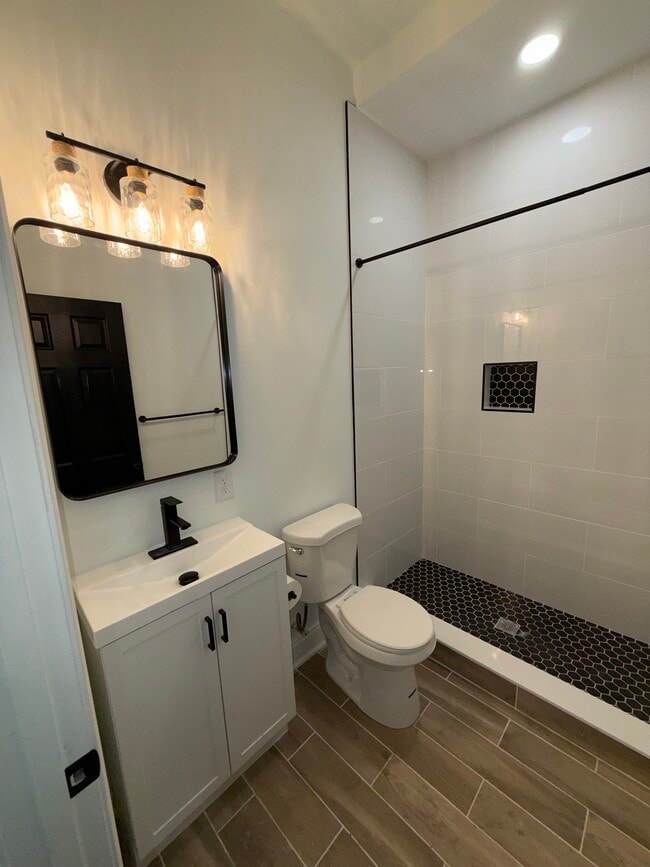 Foto del edificio - 2028 Druid Hill Ave