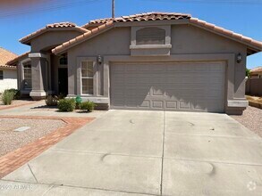 Building Photo - 15001 S 46th Pl