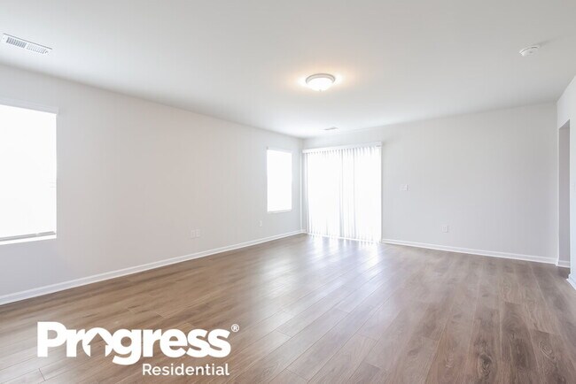 Foto del edificio - 1149 Langston Dr
