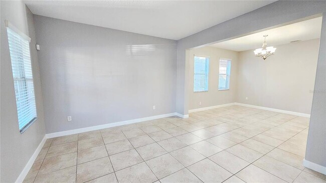 Foto del edificio - 5612 Water Pier Ln