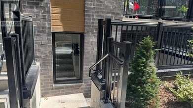 Building Photo - 172 Clonmore Dr Building Photo - 172 Clonmore Dr