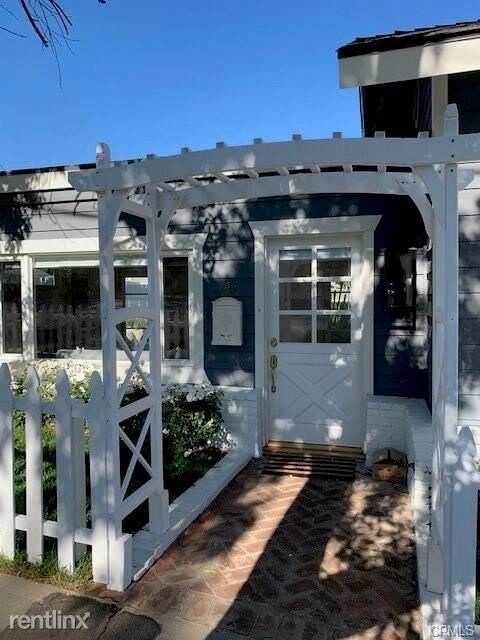 Primary Photo - 2 br, 1 bath House - 144 N Mountain Trl