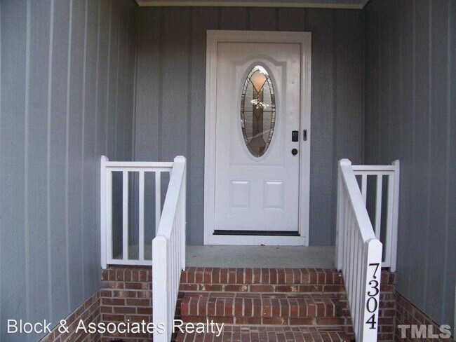 Building Photo - 3 br, 2 bath House - 7304 Avila Dr