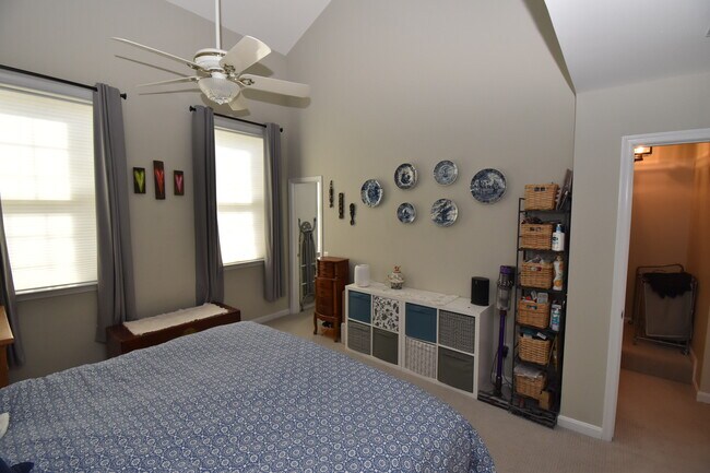 Building Photo - Quantrell Mews