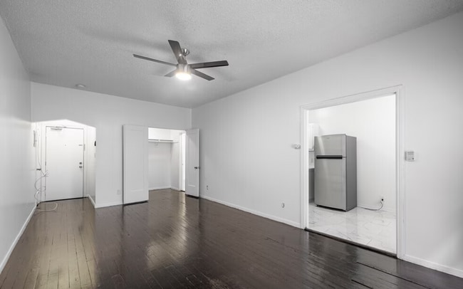 Interior Photo - Valdamour Apartments