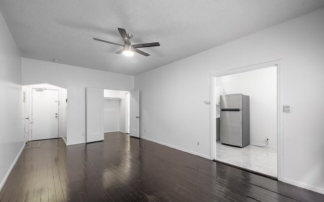 Interior Photo - Valdamour Apartments
