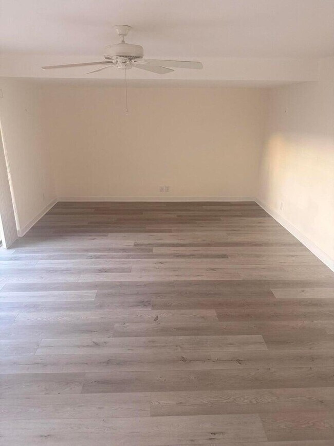 Foto del edificio - 2622 NW 7th Ct