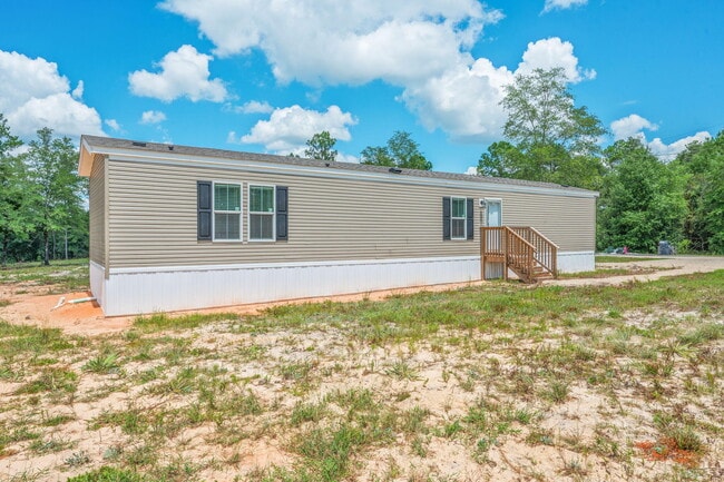 Building Photo - 126 Pansy Ln
