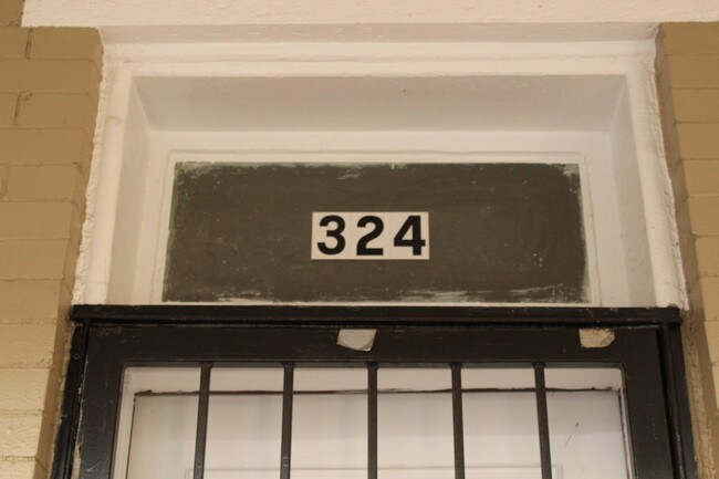 Foto del edificio - 324 E 28th St