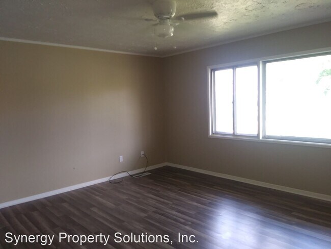 Foto del edificio - 3 br, 1 bath House - Willowood Dr S 2051 R...