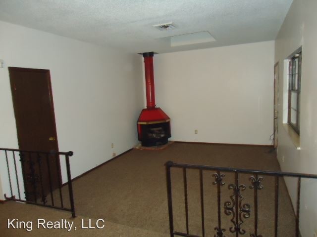 Building Photo - 7202 E 87th Ter
