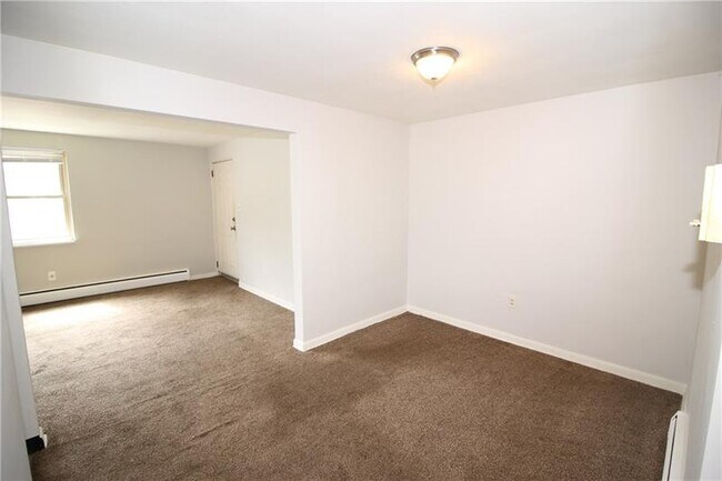 Building Photo - 11523 Frankstown Rd