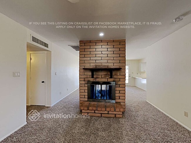 Building Photo - 17845 N 43rd St
