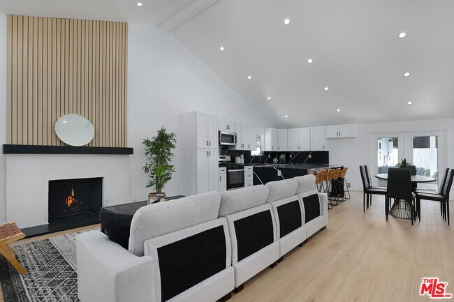 Foto del edificio - 22054 Avenue San Luis