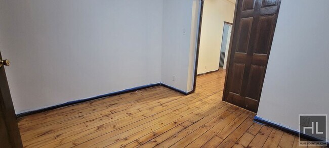 Foto del edificio - TWO BEDROOMS IN BEDFORD STUYVESANT DECATUR STREET