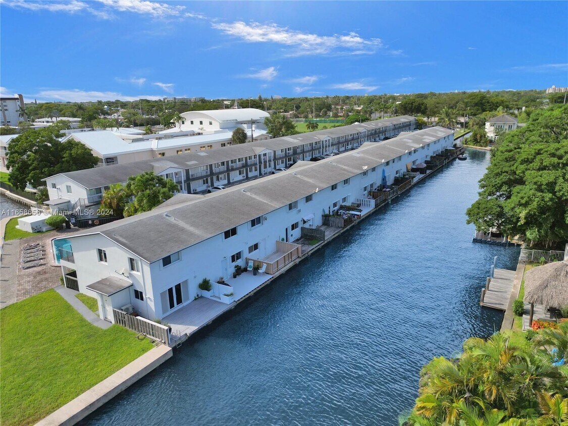 Primary Photo - 1816 E Oakland Park Blvd