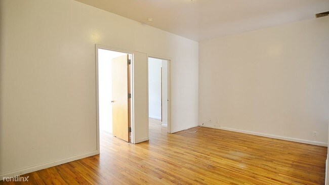 Building Photo - 115 W 137th St