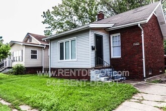 Building Photo - 1570 E Morgan Ave