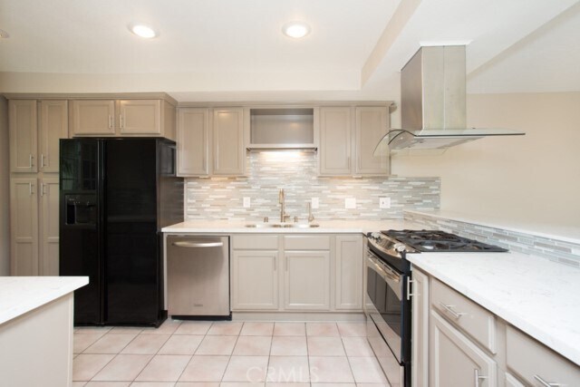 Building Photo - 331 Riviera Dr