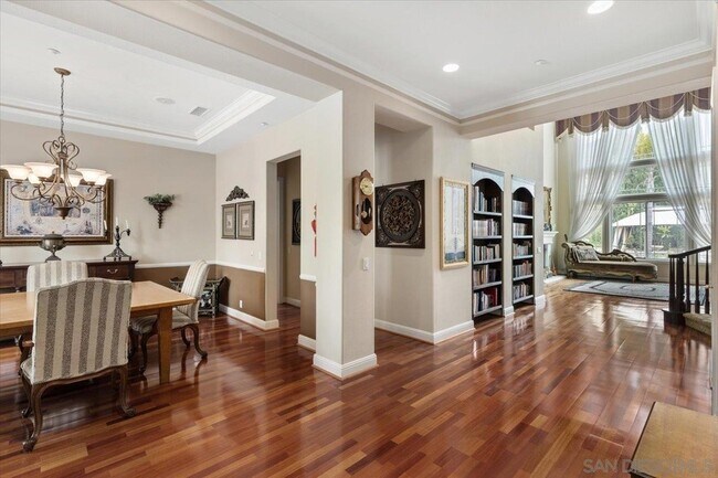 Building Photo - 607 Cypress Hills Dr