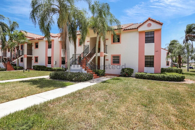Building Photo - 3050 Norwood Pl