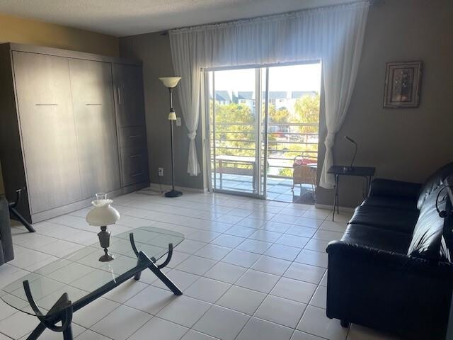 Foto del edificio - 4740 NW 21st St