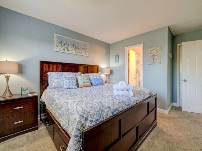 Building Photo - 2 Bedroom / 2 Bathroom @ Hilton Head Resort
