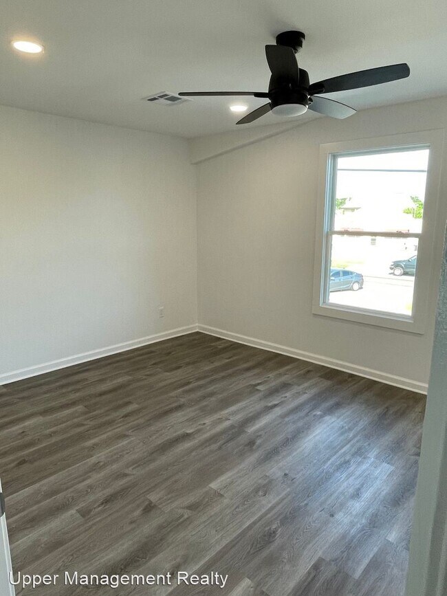 Building Photo - 2 br, 1 bath Apartment - 1200-02 N Broad S...