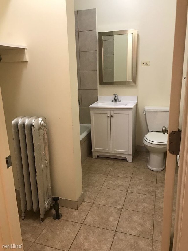 Foto del edificio - 4151 N Mozart St