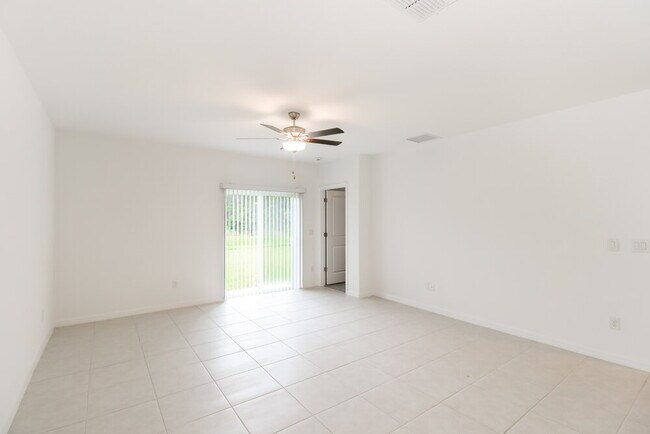 Building Photo - 2179 Skybrooke Blvd