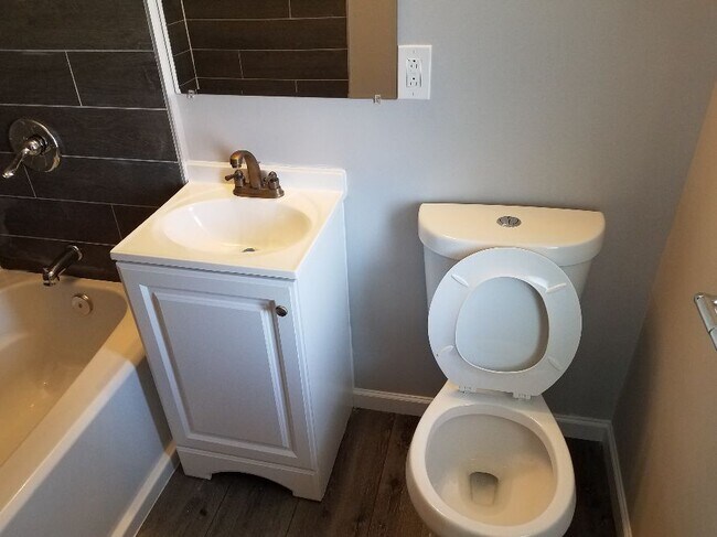 baño - 3063 Phelan Way