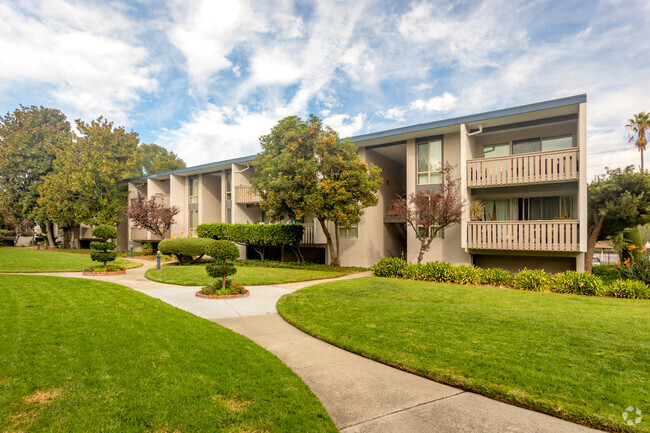 Building - West Park Apartments