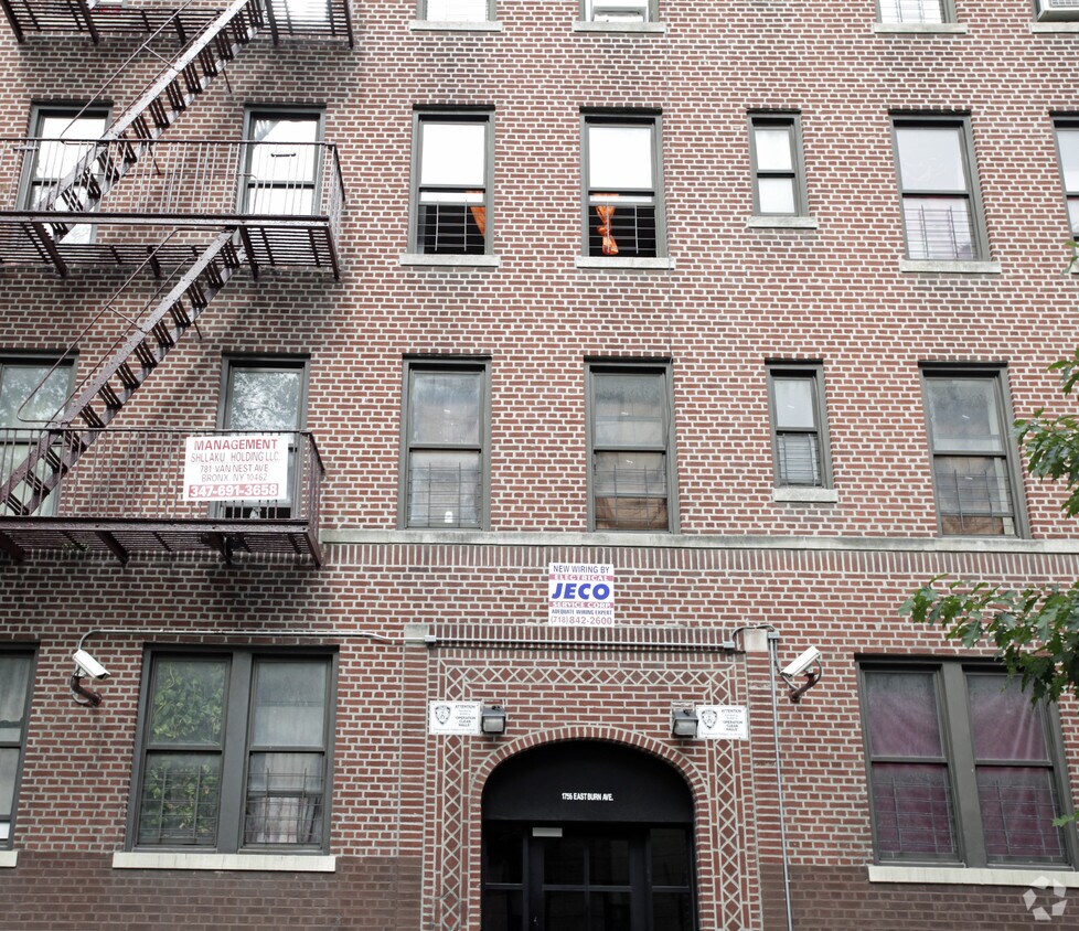 : 1,755 Eastburn ¡alejado - 1755 Eastburn Ave