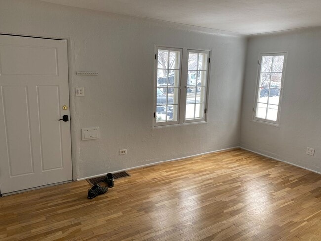 Building Photo - WONDERFUL HOME - GREAT LOCATION!!!