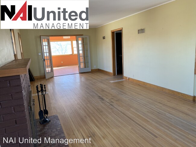 Foto del edificio - 4 br, 2.5 bath House - 2814 Summit