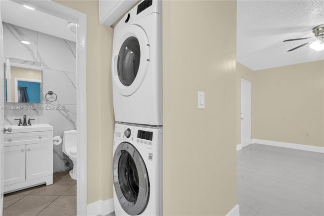 Foto del edificio - 2560 W 60th St