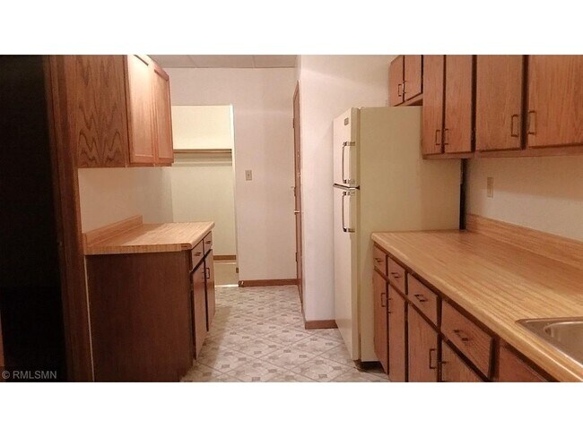 Foto del edificio - 111 1/2 N Main St