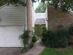 Building Photo - 13115 Ravensway Dr