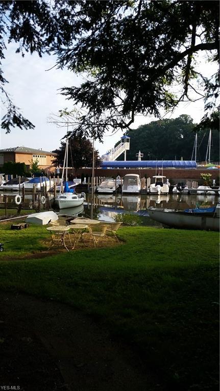 Building Photo - 341 S Island Dr